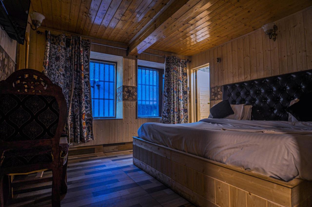 Kashmir House Pahalgam Ξενοδοχείο Εξωτερικό φωτογραφία